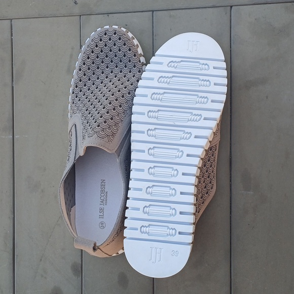 Ilse Jacobsen Tulip Perforated Sneakers - Picture 7 of 12